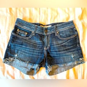 BKE Distressed shorts size 6